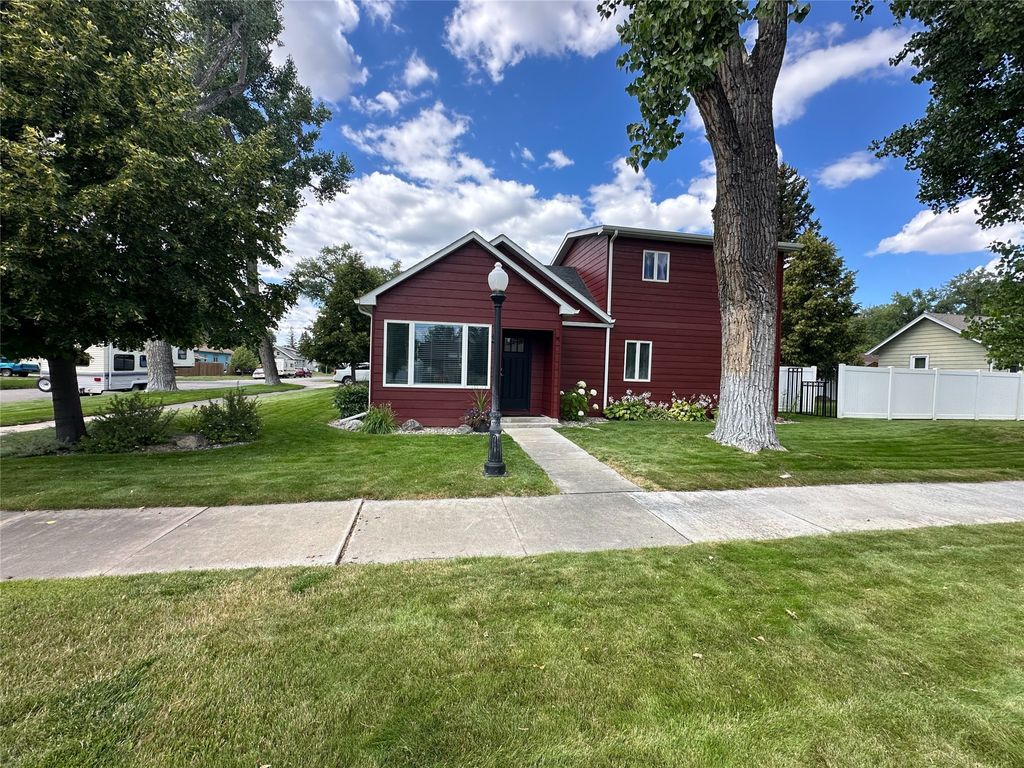 Photo of 38 2nd Avenue SW, Choteau, MT 59422 (MLS # 30069565)