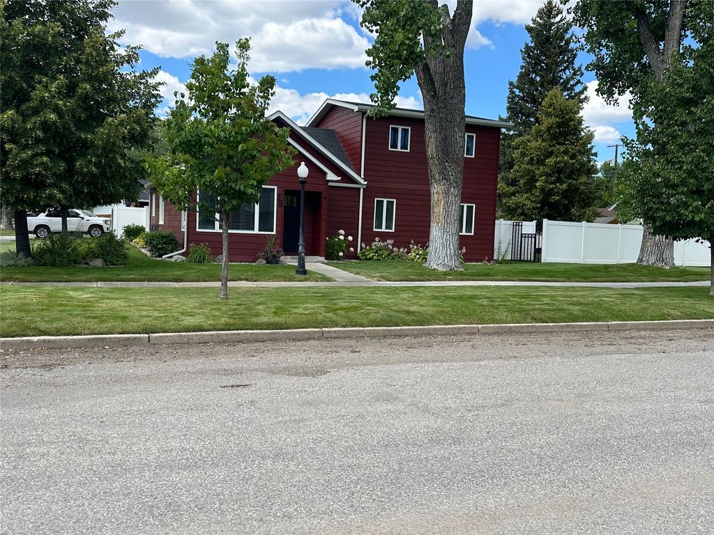Photo of 38 2nd Avenue SW, Choteau, MT 59422 (MLS # 30069565)