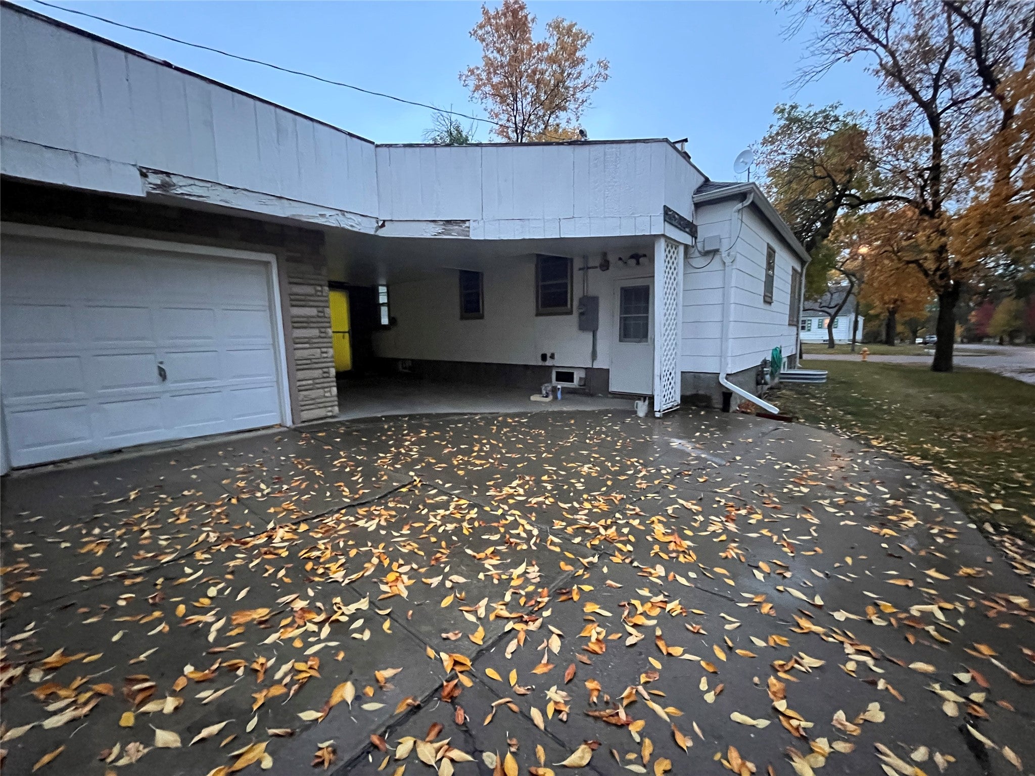 2001 4th Avenue N