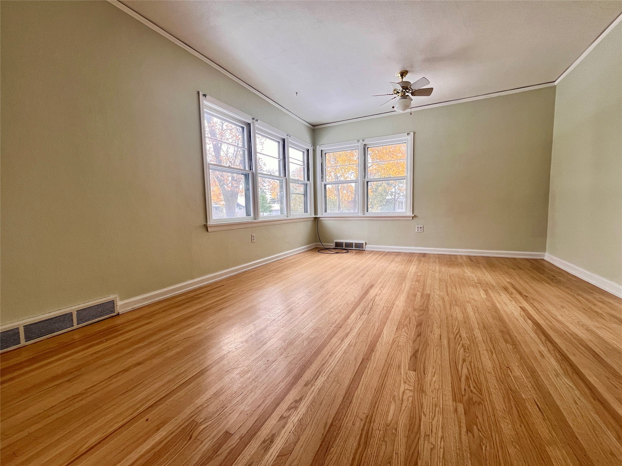 2001 4th Avenue N