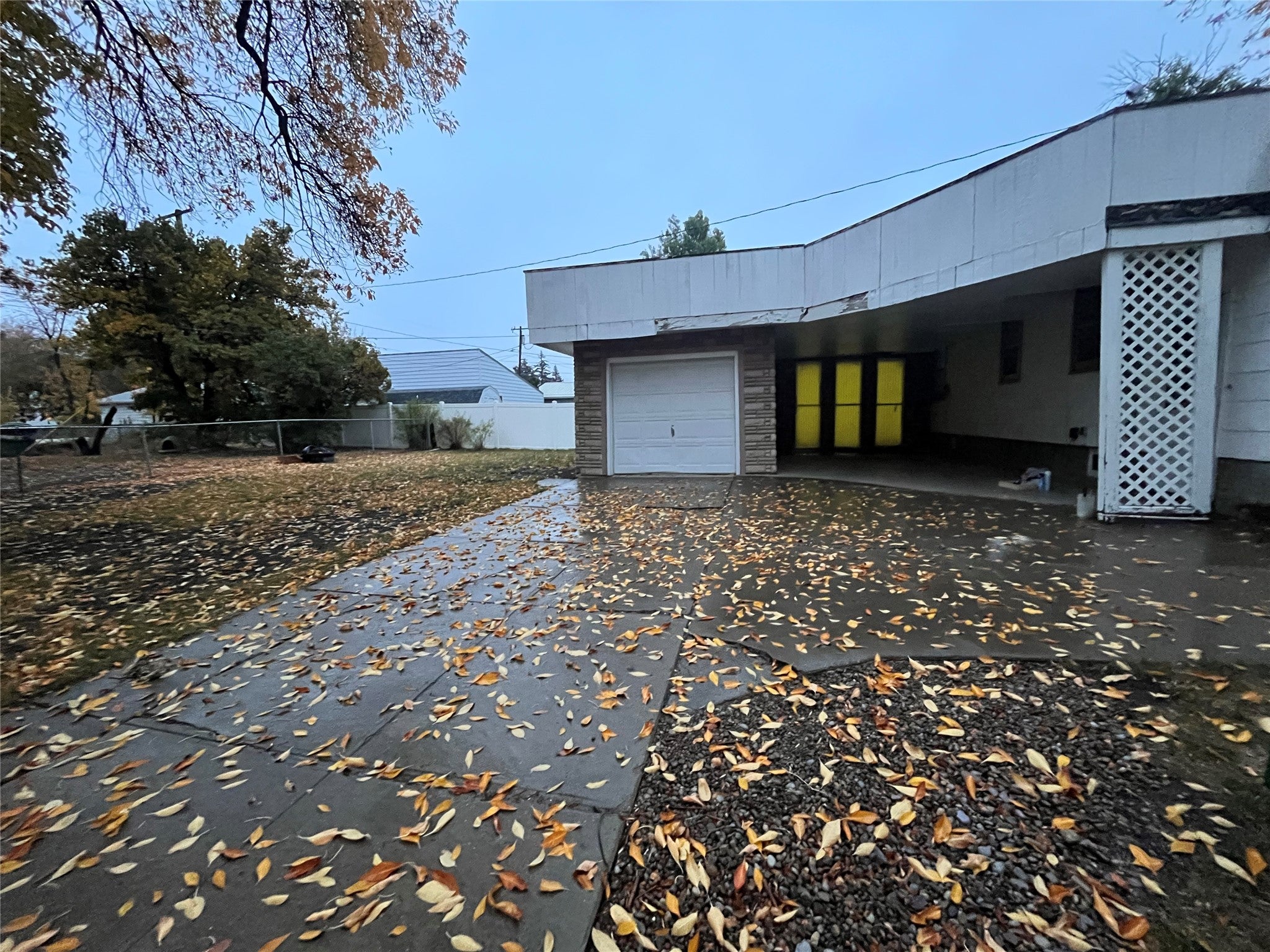 2001 4th Avenue N
