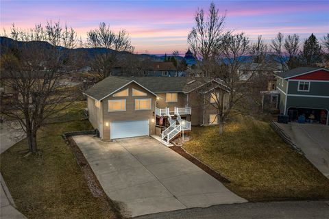Photo of 2140 Oriole Drive, Missoula, MT 59808 (MLS # 30066239)