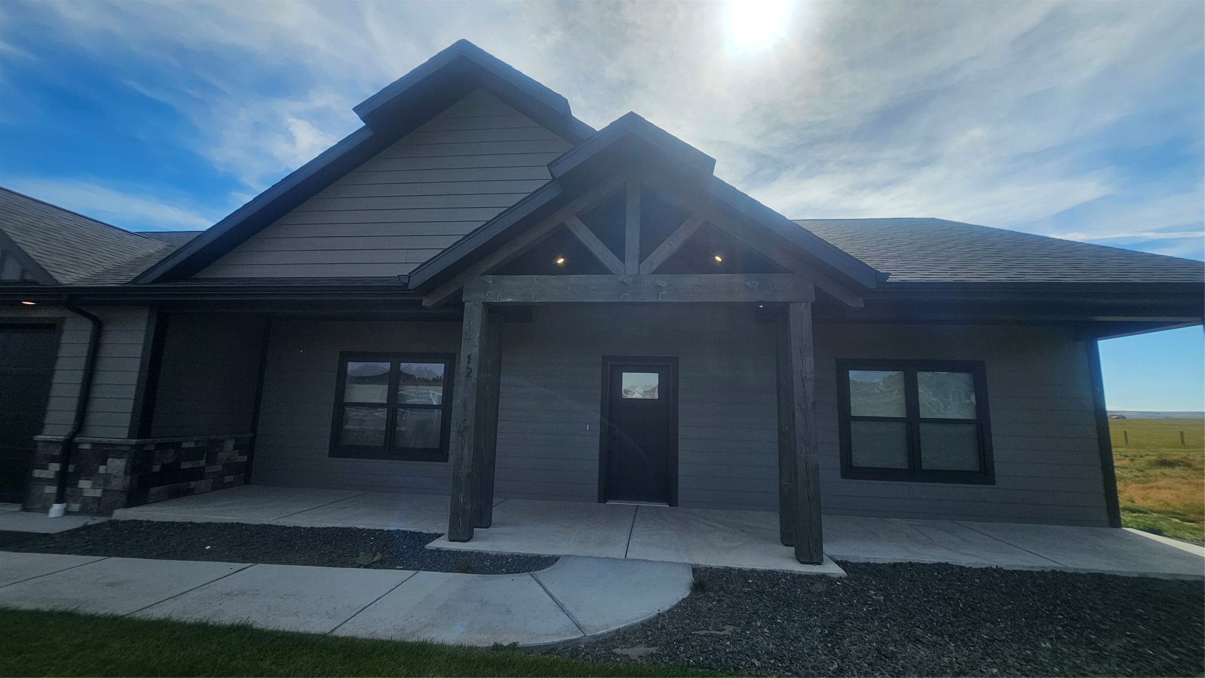 12 Florida Road
