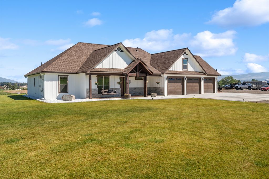 Photo of 214 Gash View, Victor, MT 59875 (MLS # 30055851)