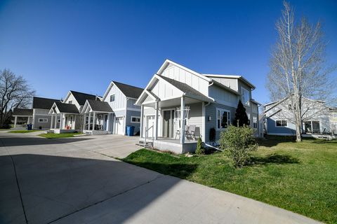 Photo of 2336 Northern Lights Drive #28, Great Falls, MT 59401 (MLS # 30069322)