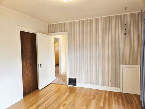 Tiny photo for 1900 Ronald Avenue, Missoula, MT 59801 (MLS # 30064186)