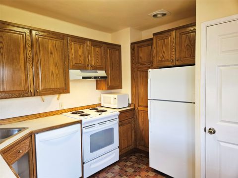 Tiny photo for 1900 Ronald Avenue, Missoula, MT 59801 (MLS # 30064186)
