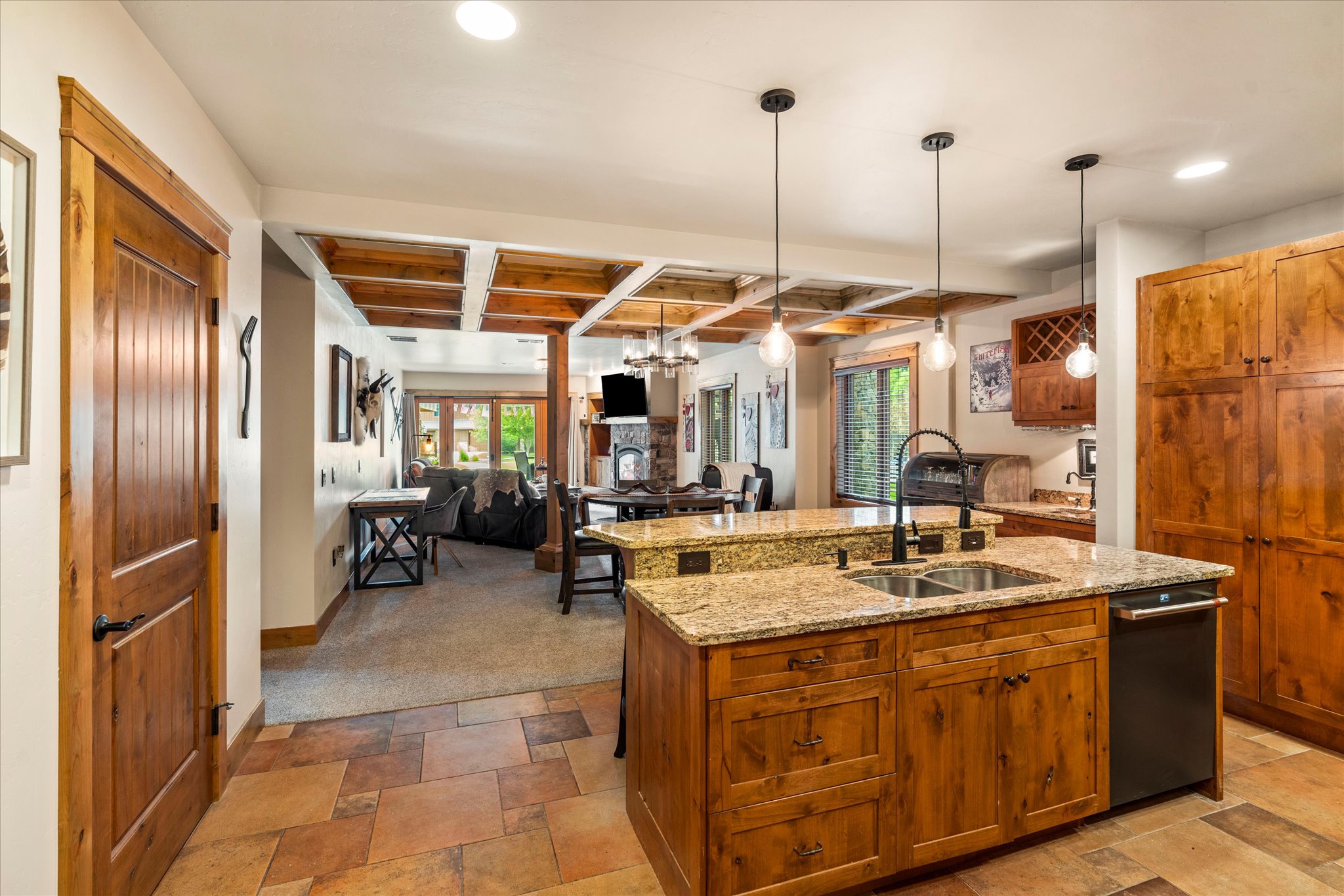 Bigfork, Montana 59911, United States, 2 Bedrooms Bedrooms, ,2 BathroomsBathrooms,Residential,Active,167493