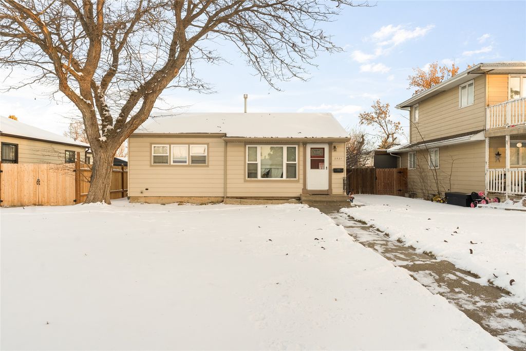Photo of 2921 6th Avenue S, Great Falls, MT 59405 (MLS # 30063937)