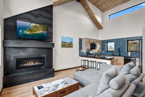 Tiny photo for 104 Obrien Avenue #B, Whitefish, MT 59937 (MLS # 30061644)