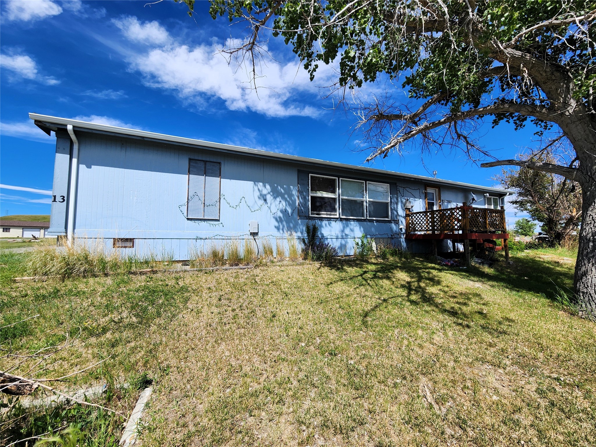 13 14th Avenue NE