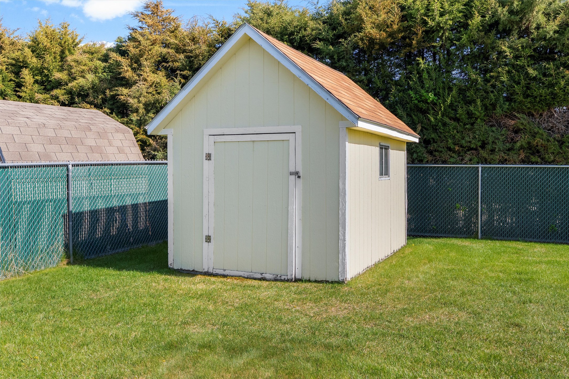 Lolo, Montana 59847, United States, 2 Bedrooms Bedrooms, ,2 BathroomsBathrooms,Residential,Pending,123024