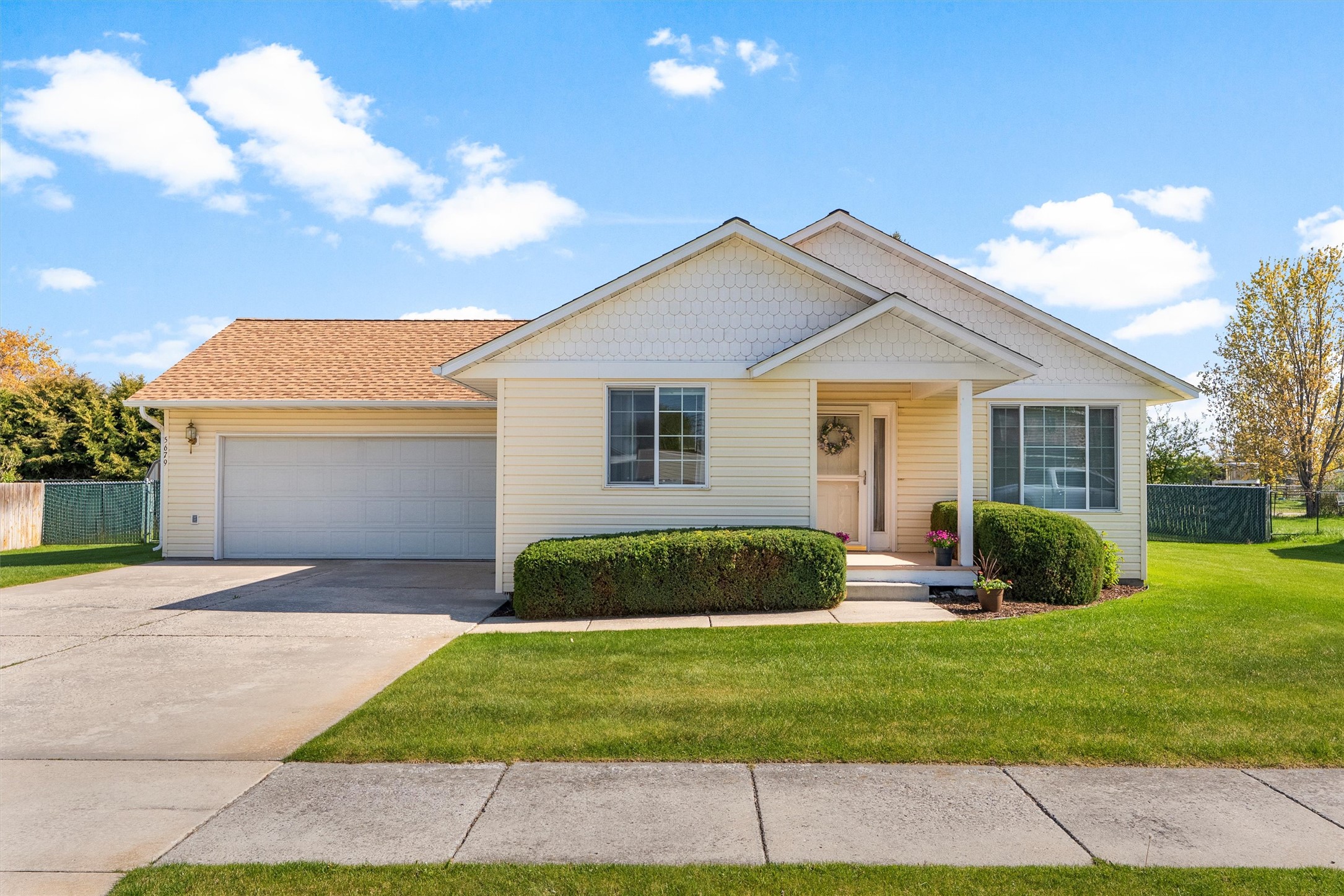 Lolo, Montana 59847, United States, 2 Bedrooms Bedrooms, ,2 BathroomsBathrooms,Residential,Pending,123024