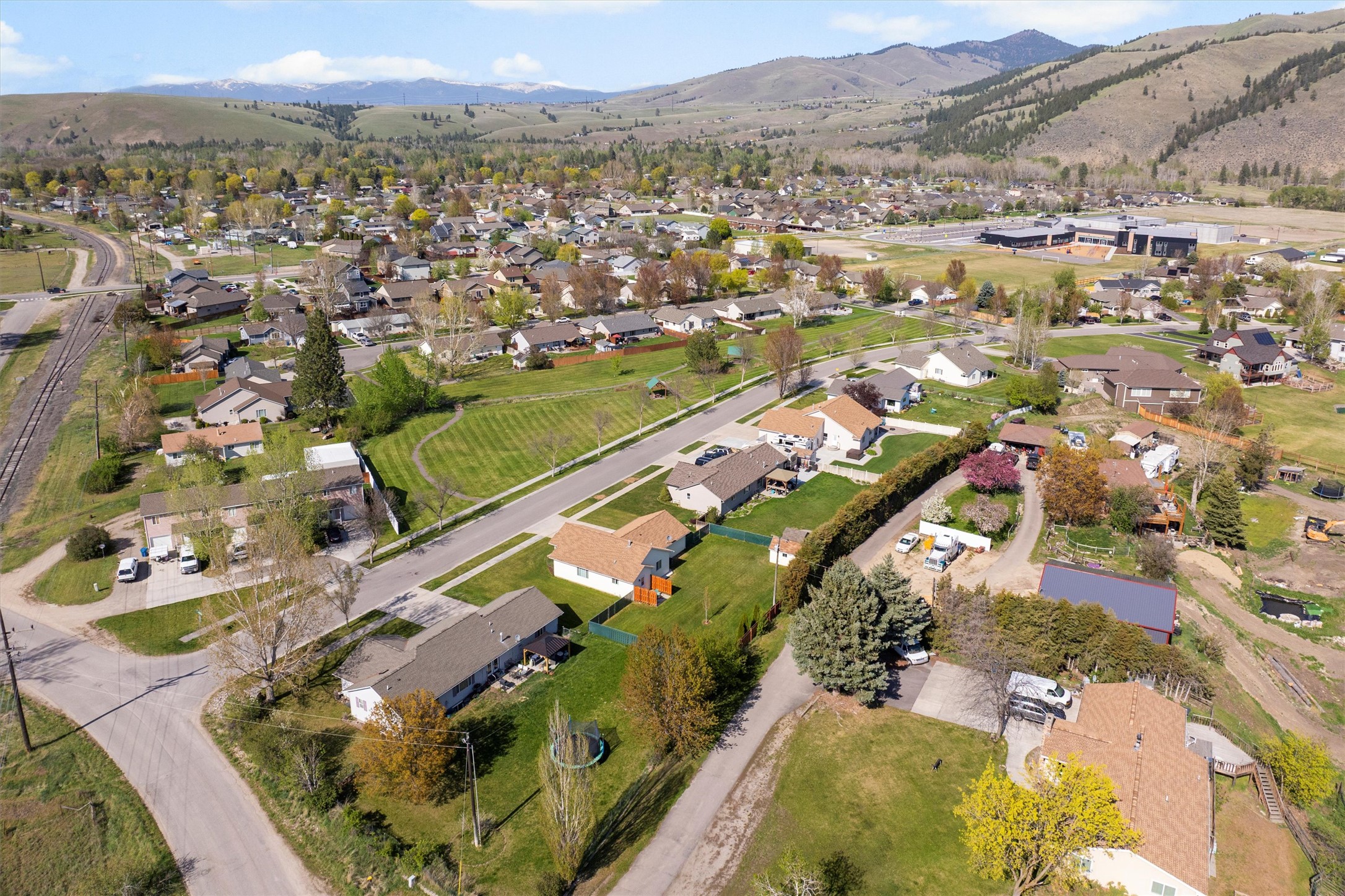 Lolo, Montana 59847, United States, 2 Bedrooms Bedrooms, ,2 BathroomsBathrooms,Residential,Pending,123024