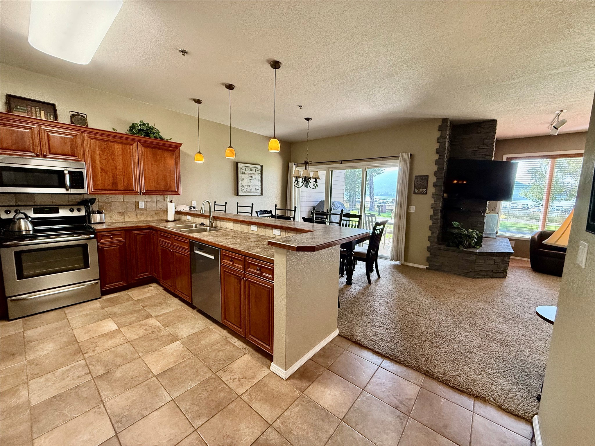 Whitefish, Montana, 59937, United States, 2 Bedrooms Bedrooms, ,2 BathroomsBathrooms,Residential,Active,2035106