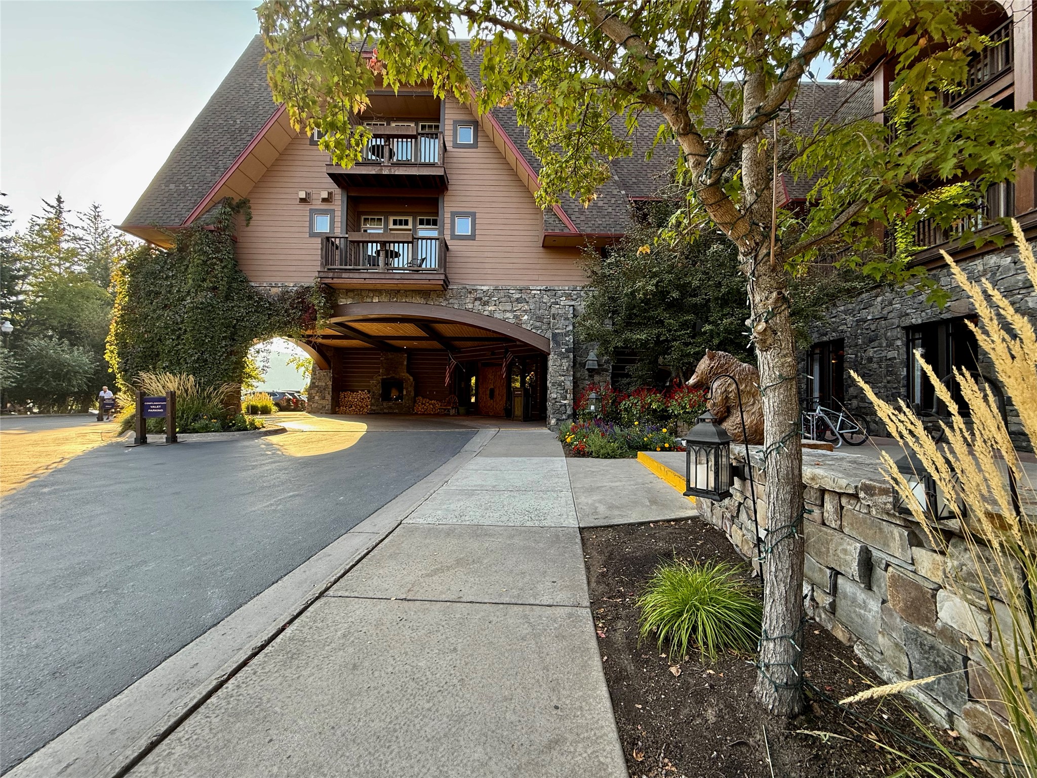 Whitefish, Montana, 59937, United States, 2 Bedrooms Bedrooms, ,2 BathroomsBathrooms,Residential,Active,2035106
