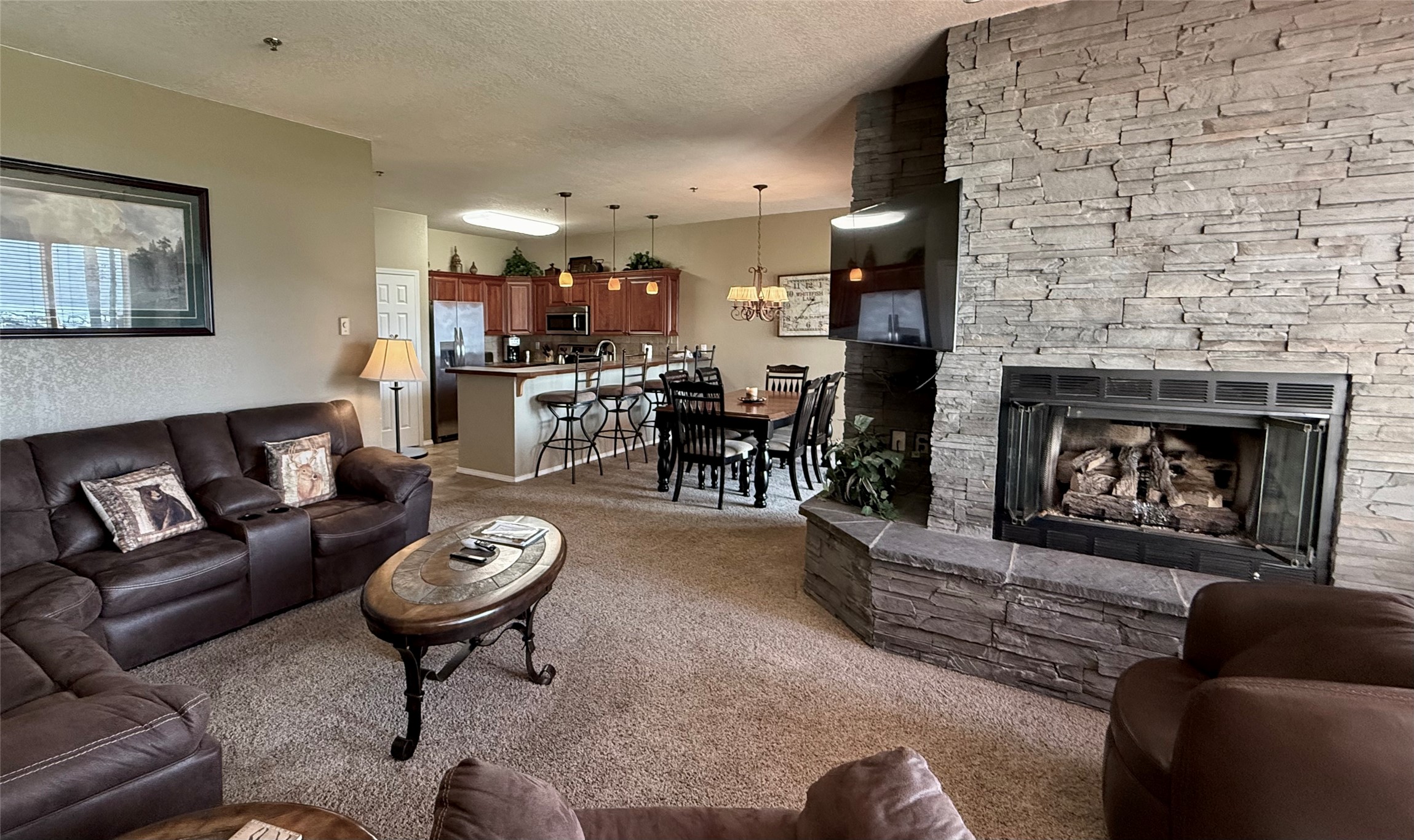 Whitefish, Montana, 59937, United States, 2 Bedrooms Bedrooms, ,2 BathroomsBathrooms,Residential,Active,2035106