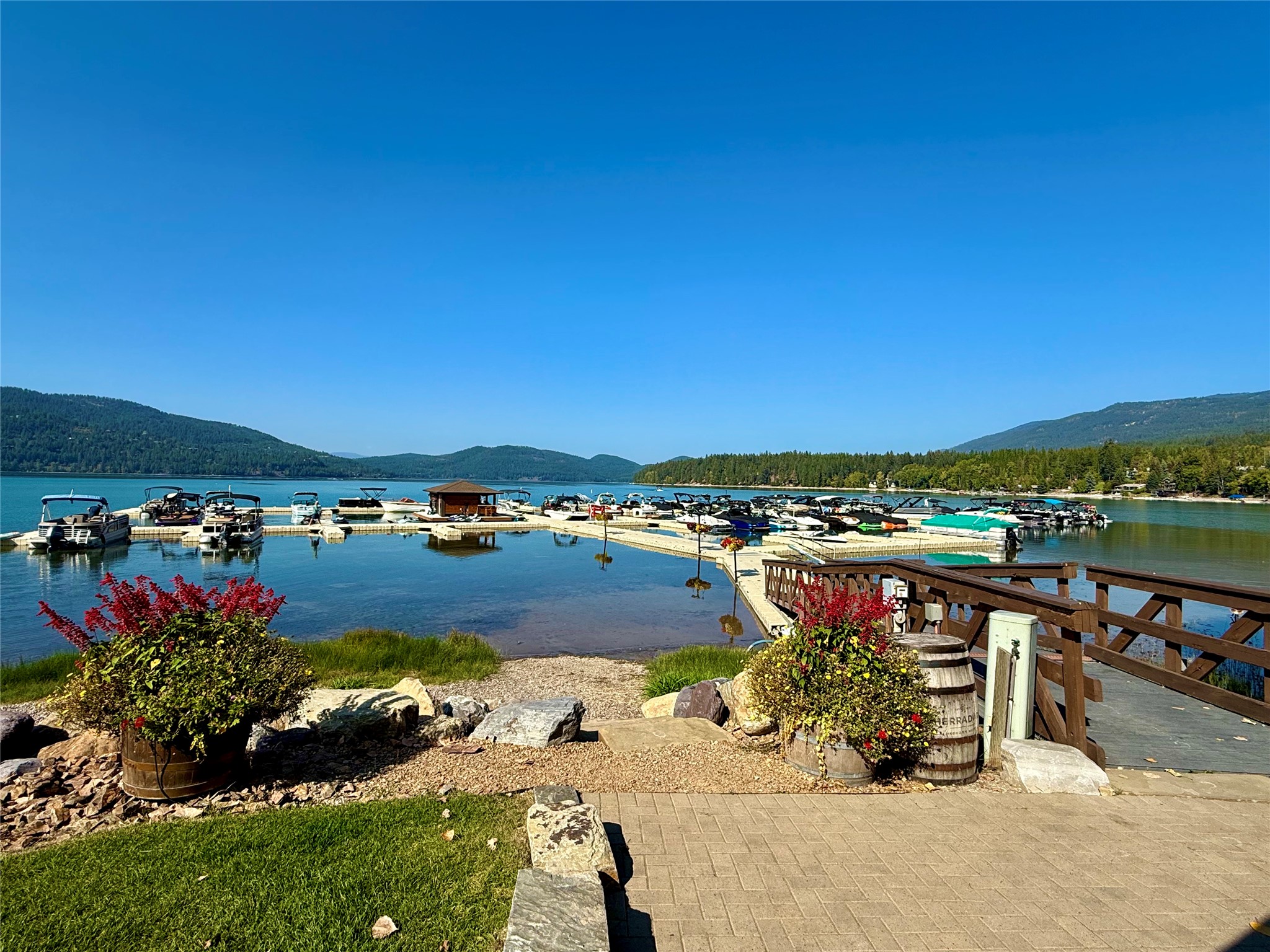Whitefish, Montana, 59937, United States, 2 Bedrooms Bedrooms, ,2 BathroomsBathrooms,Residential,Active,2035106