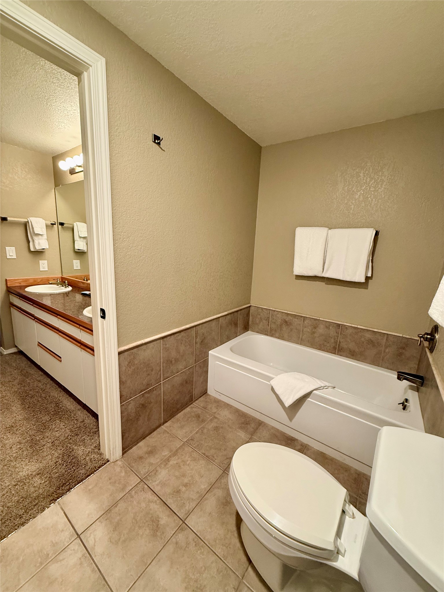 Whitefish, Montana, 59937, United States, 2 Bedrooms Bedrooms, ,2 BathroomsBathrooms,Residential,Active,2035106