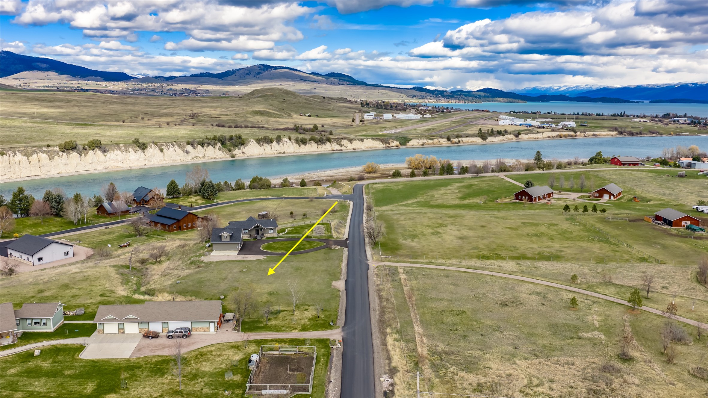 39642 Highland Drive