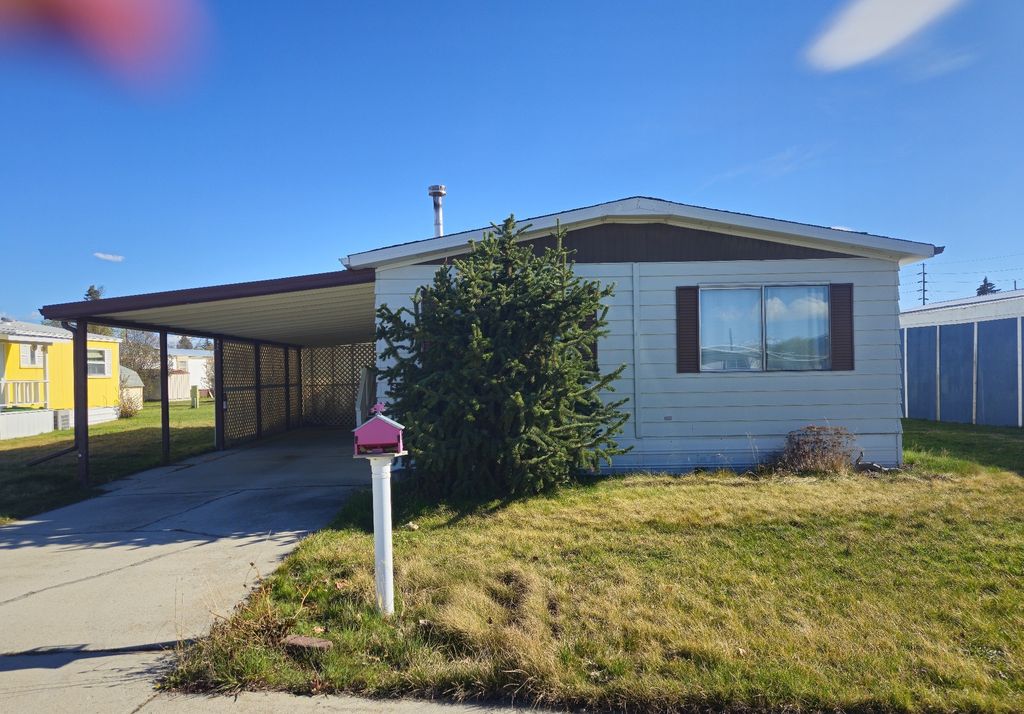 Photo of 107 Blue Bird Drive, Hamilton, MT 59840 (MLS # 30067952)