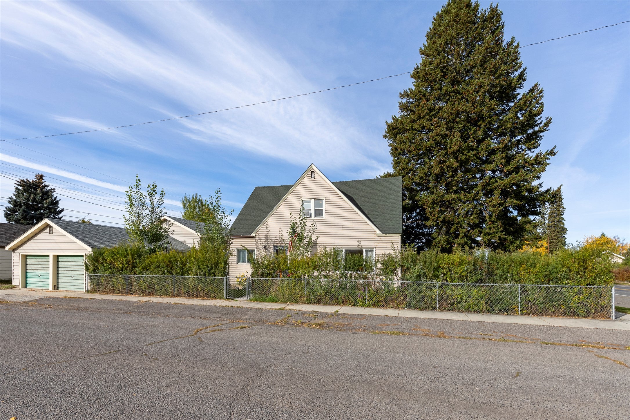 2840 Floral Boulevard