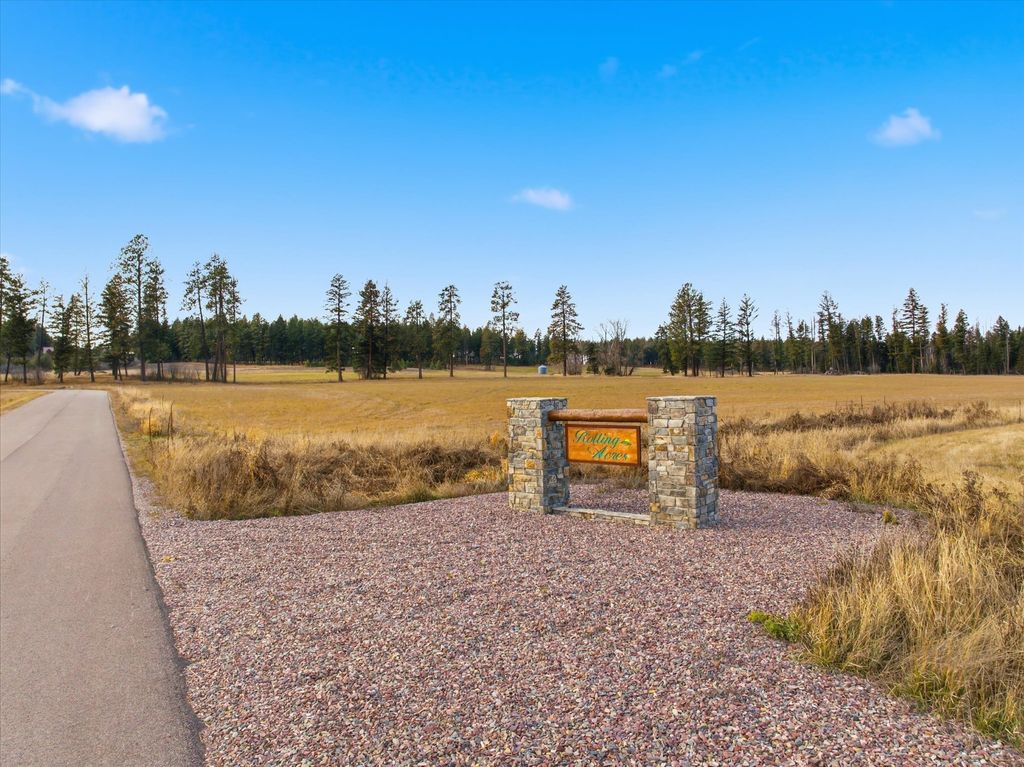 Photo of 147 Patriots Lane, Columbia Falls, MT 59912 (MLS # 30061009)