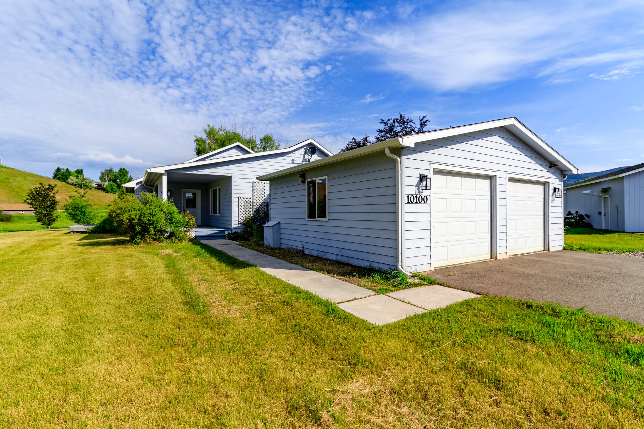 10100 The Lane