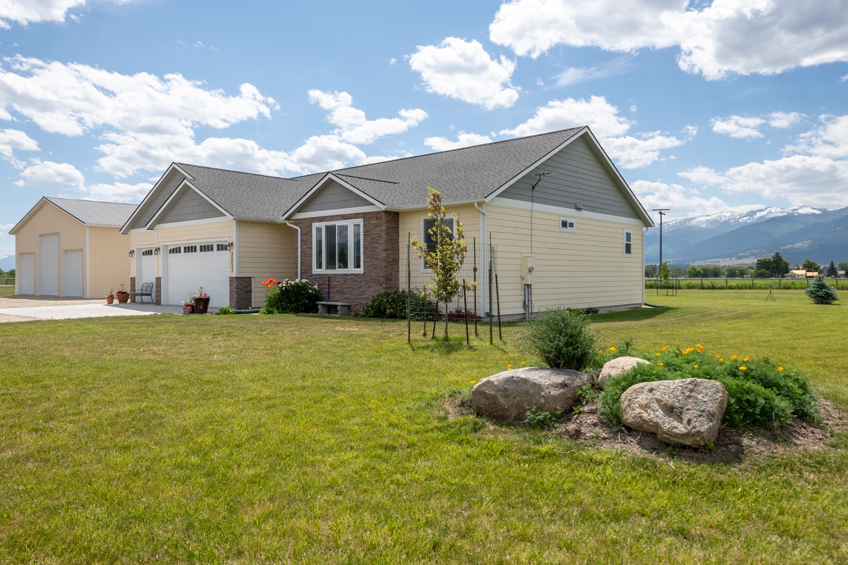 3053 Delaford Loop