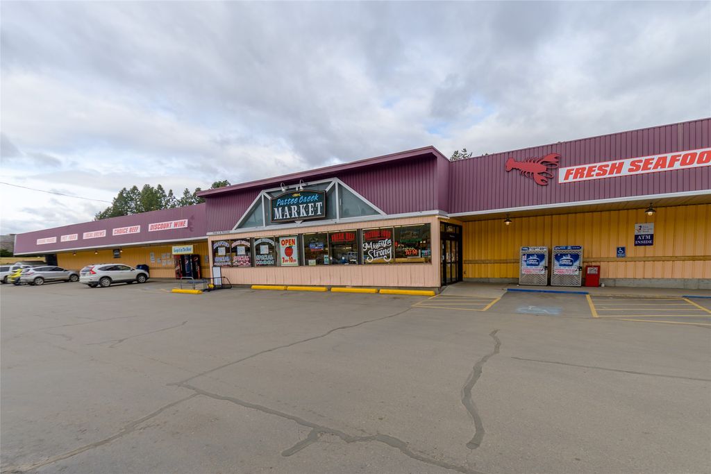 Photo of 704 SW Higgins Avenue, Missoula, MT 59803 (MLS # 30065679)