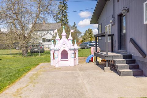 Tiny photo for 812 8th Avenue W, Kalispell, MT 59901 (MLS # 30069330)