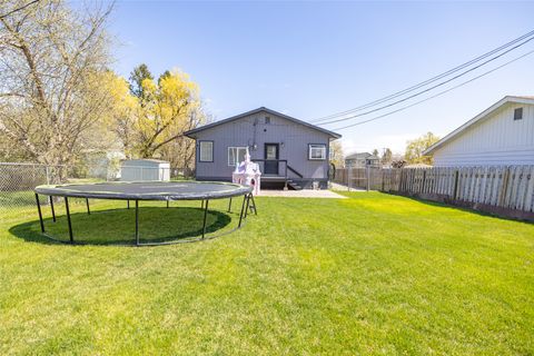 Tiny photo for 812 8th Avenue W, Kalispell, MT 59901 (MLS # 30069330)