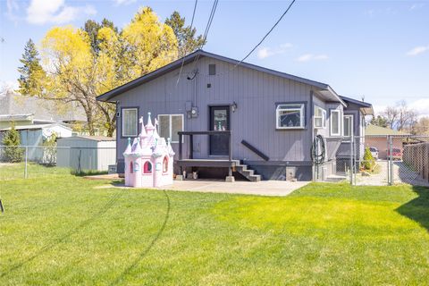 Tiny photo for 812 8th Avenue W, Kalispell, MT 59901 (MLS # 30069330)