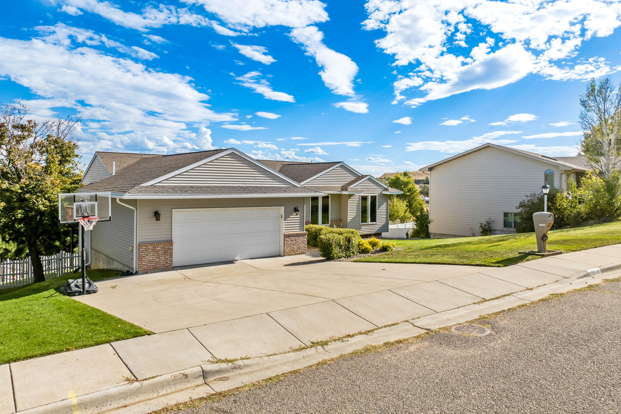 3407 Huckleberry Drive