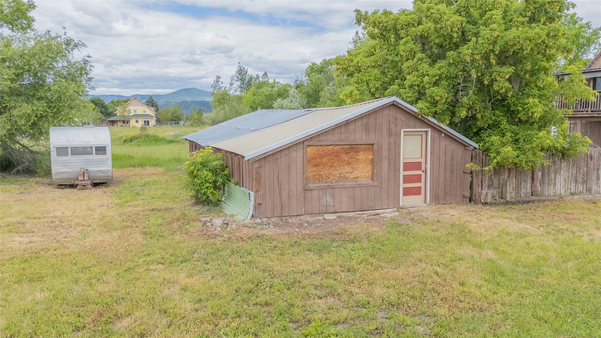 2001 27th Avenue - Photo 4