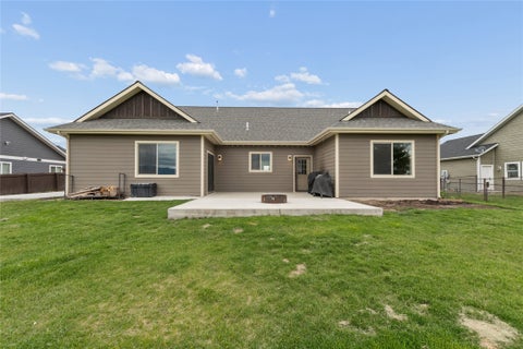 Tiny photo for 1129 Mackinaw Loop, Somers, MT 59932 (MLS # 30072945)