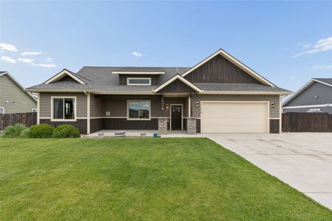 Tiny photo for 1129 Mackinaw Loop, Somers, MT 59932 (MLS # 30072945)