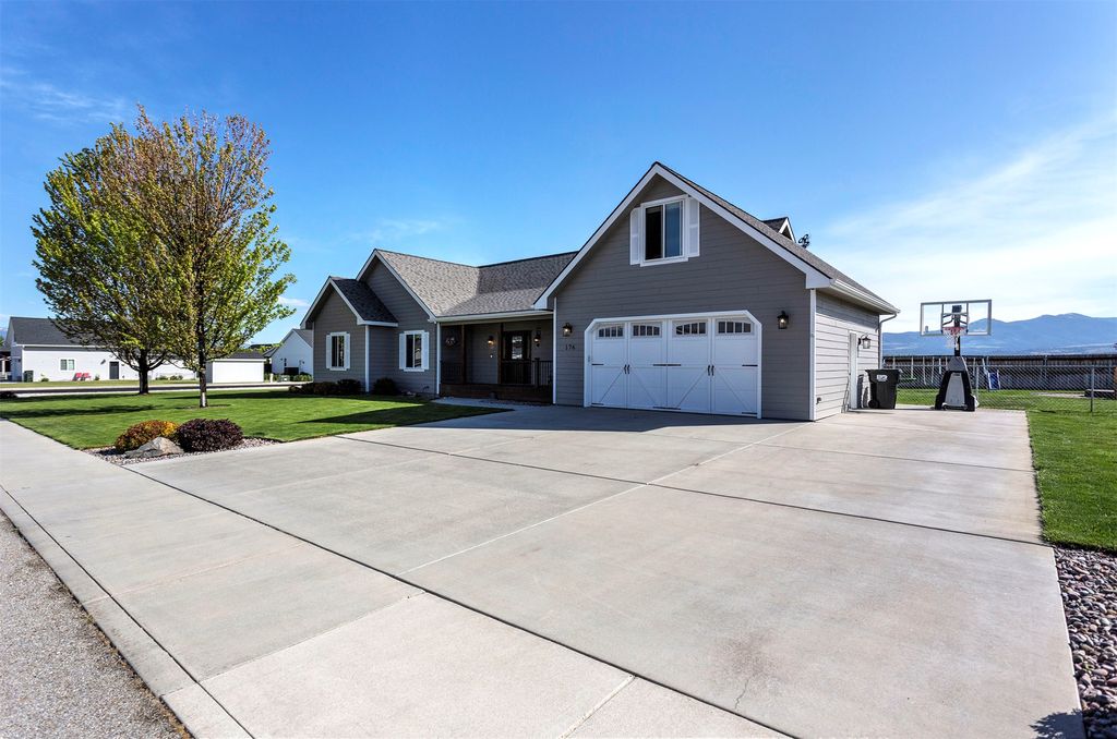 Photo of 176 China Silk Way, Hamilton, MT 59840 (MLS # 30069796)