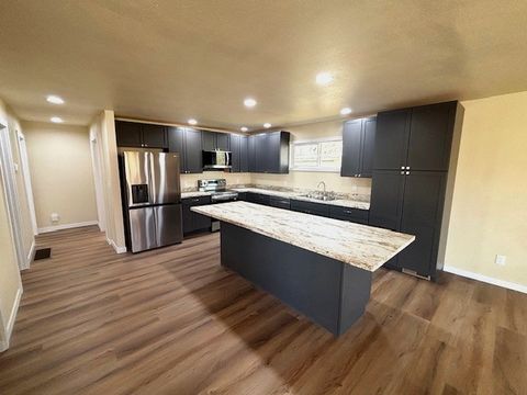 Tiny photo for 551 7th Avenue S, Shelby, MT 59474 (MLS # 30069288)