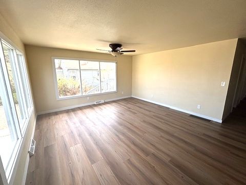 Tiny photo for 551 7th Avenue S, Shelby, MT 59474 (MLS # 30069288)
