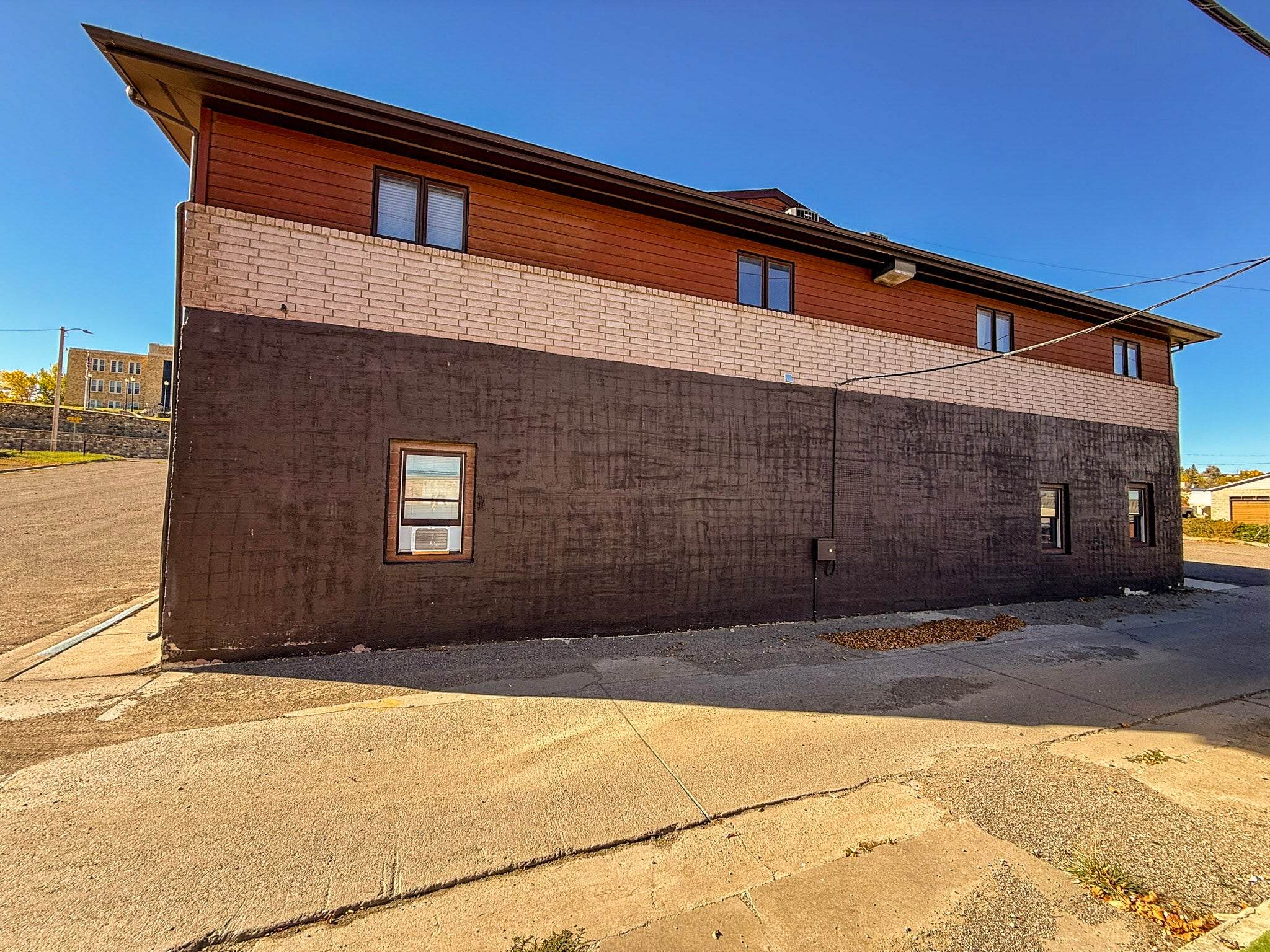301 1st Street S