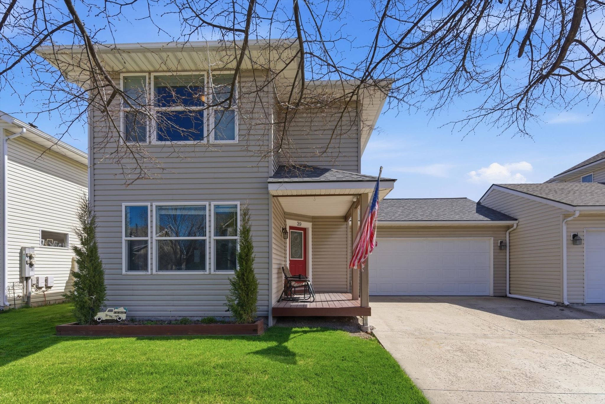 39 Stratford Drive