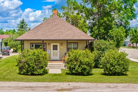 Tiny photo for 101 4th Avenue S, Stanford, MT 59479 (MLS # 30073371)