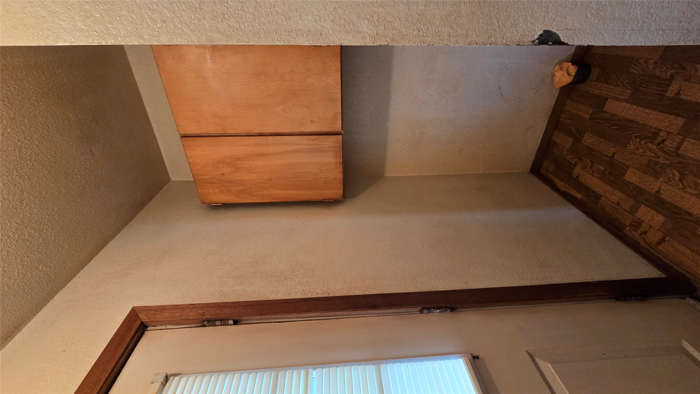 Kalispell, Montana 59901, United States, 3 Bedrooms Bedrooms, ,1 BathroomBathrooms,Residential,Pending,210818