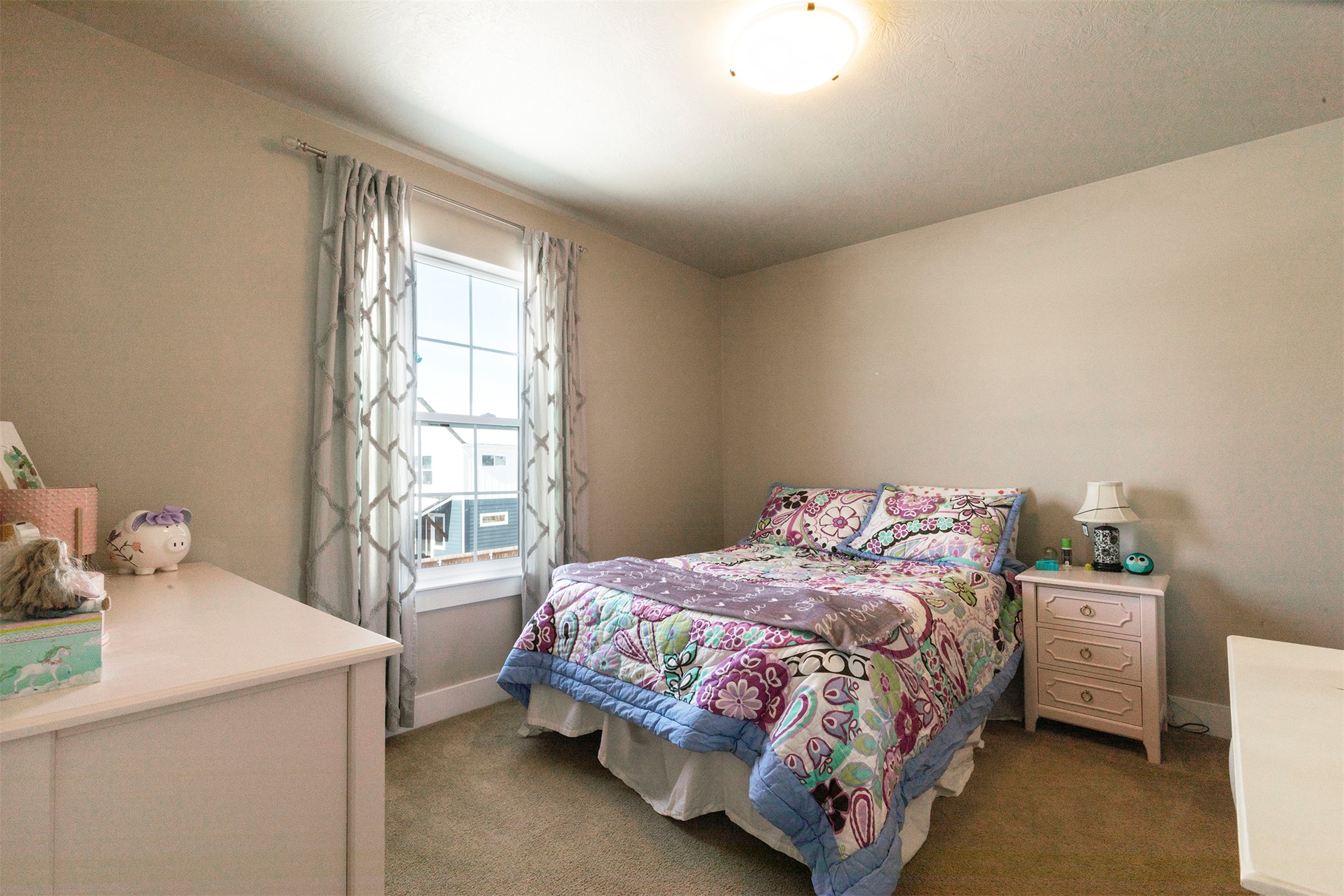 Hamilton, Montana 59840, United States, 4 Bedrooms Bedrooms, ,3 BathroomsBathrooms,Residential,Active,78510