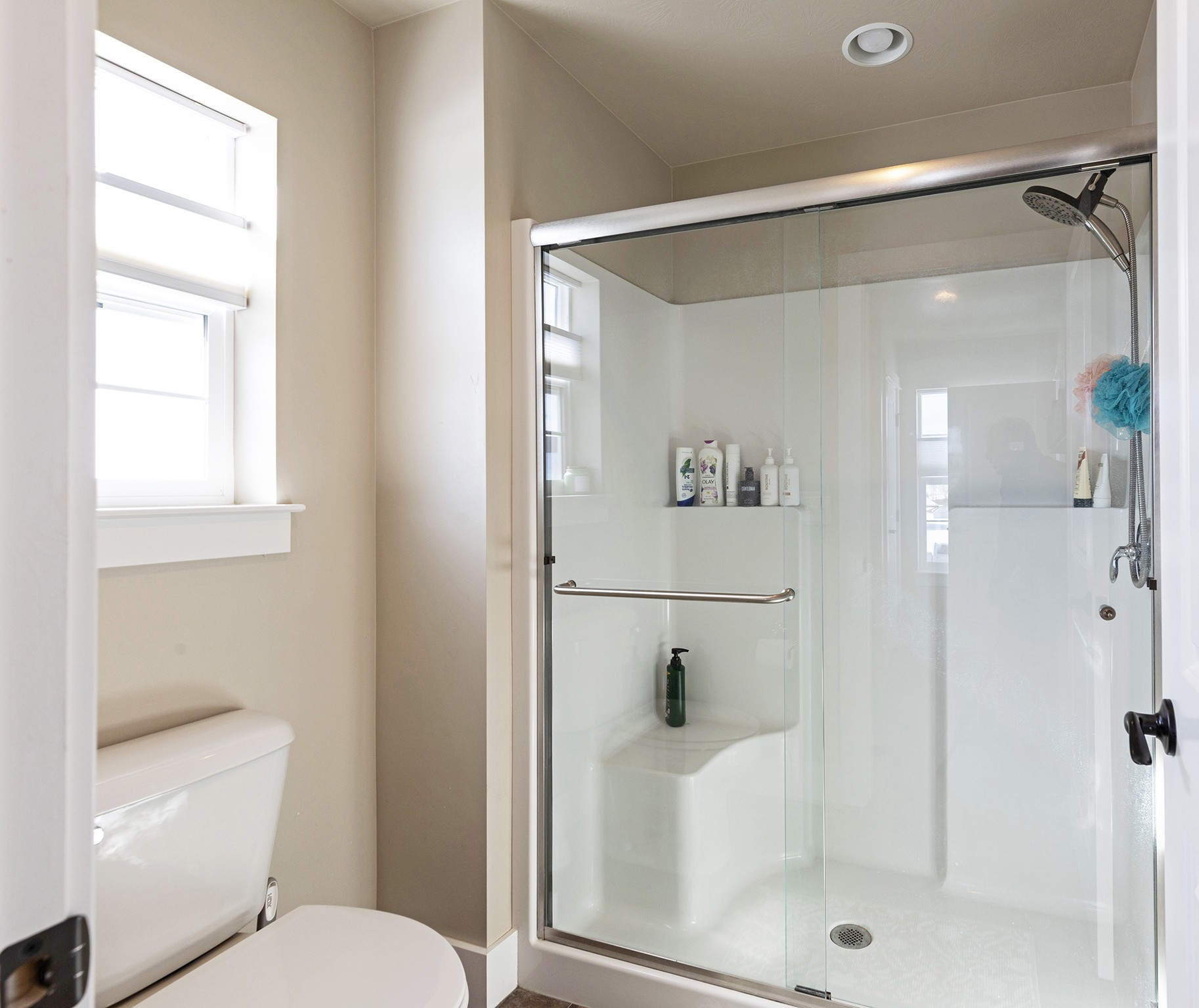 Hamilton, Montana 59840, United States, 4 Bedrooms Bedrooms, ,3 BathroomsBathrooms,Residential,Active,78510