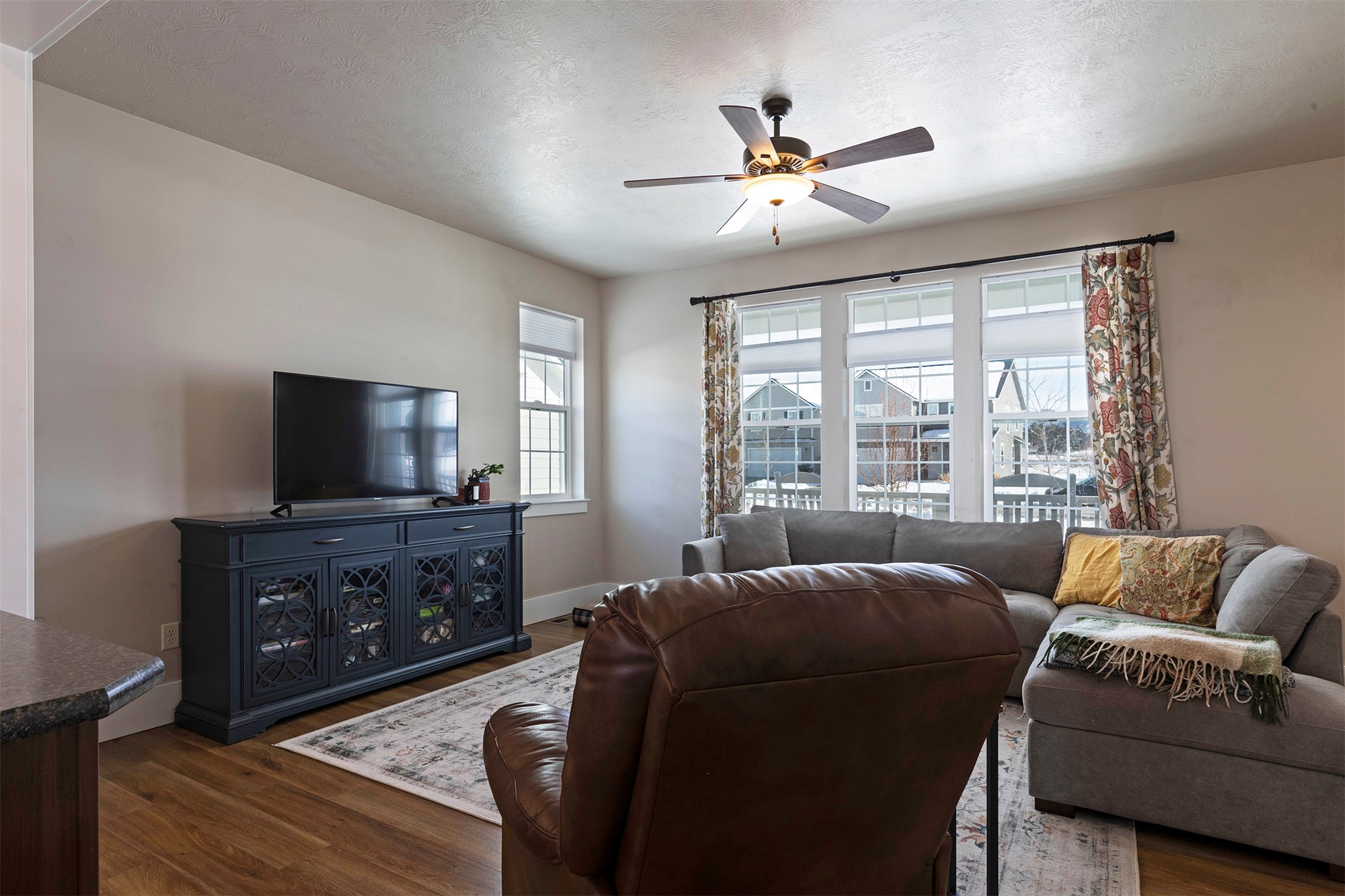 Hamilton, Montana 59840, United States, 4 Bedrooms Bedrooms, ,3 BathroomsBathrooms,Residential,Active,78510