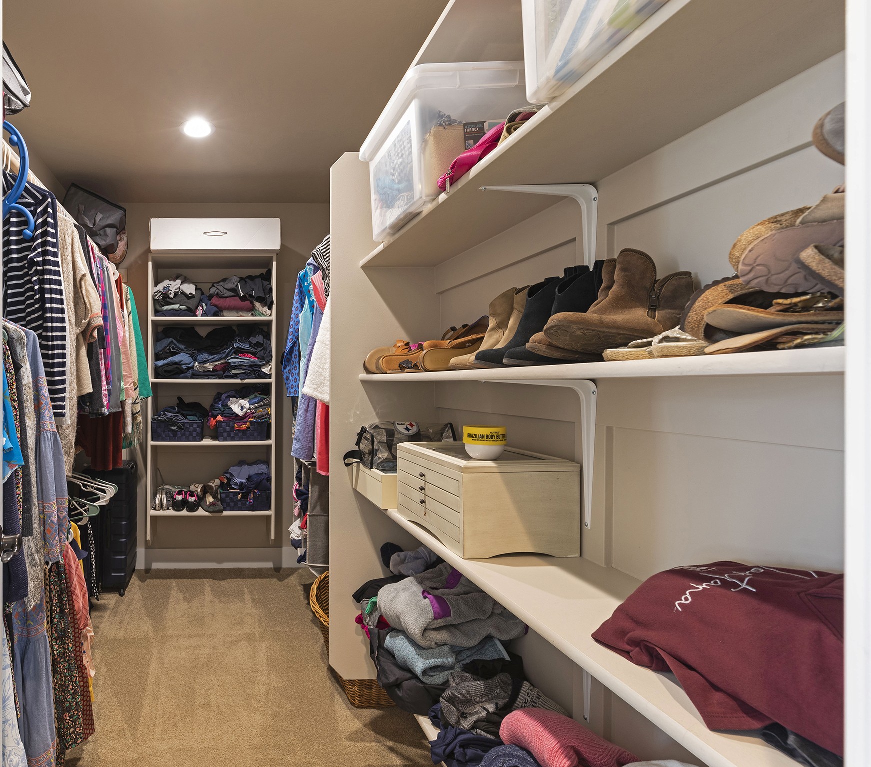 Hamilton, Montana 59840, United States, 4 Bedrooms Bedrooms, ,3 BathroomsBathrooms,Residential,Active,78510