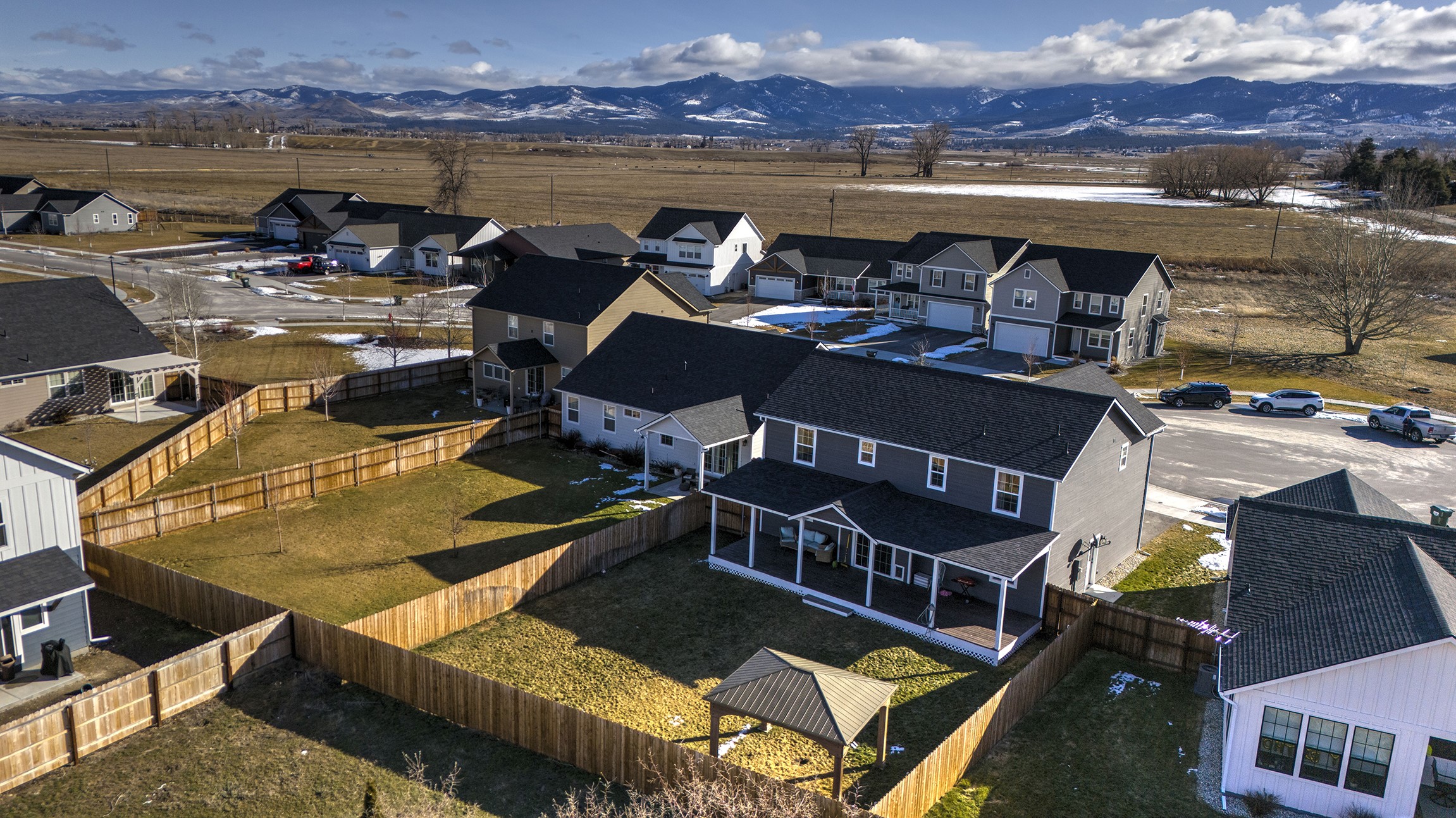 Hamilton, Montana 59840, United States, 4 Bedrooms Bedrooms, ,3 BathroomsBathrooms,Residential,Active,78510