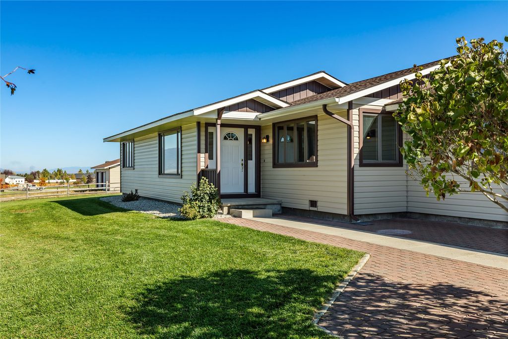 Photo of 390 Bass Lane, Corvallis, MT 59828 (MLS # 30058661)